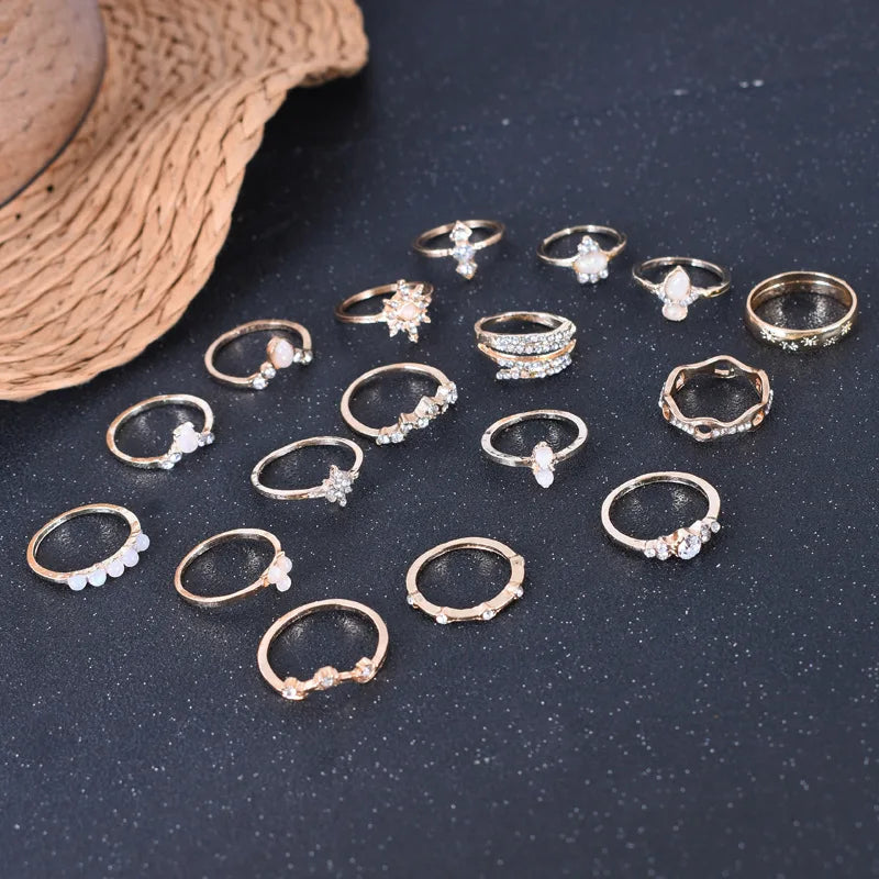 2024 New Bohemian 17 Pieces Ring Set for Women Inlaid Rhinestone Metal Ring Luxury Design Fashion Charm Jewelry Party Gifts