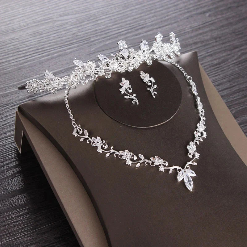 Deluxe Cubic Zirconia Leaf Bridal Jewelry Set Wedding Jewelry Set Rhinestone Crown Crown Necklace Earrings