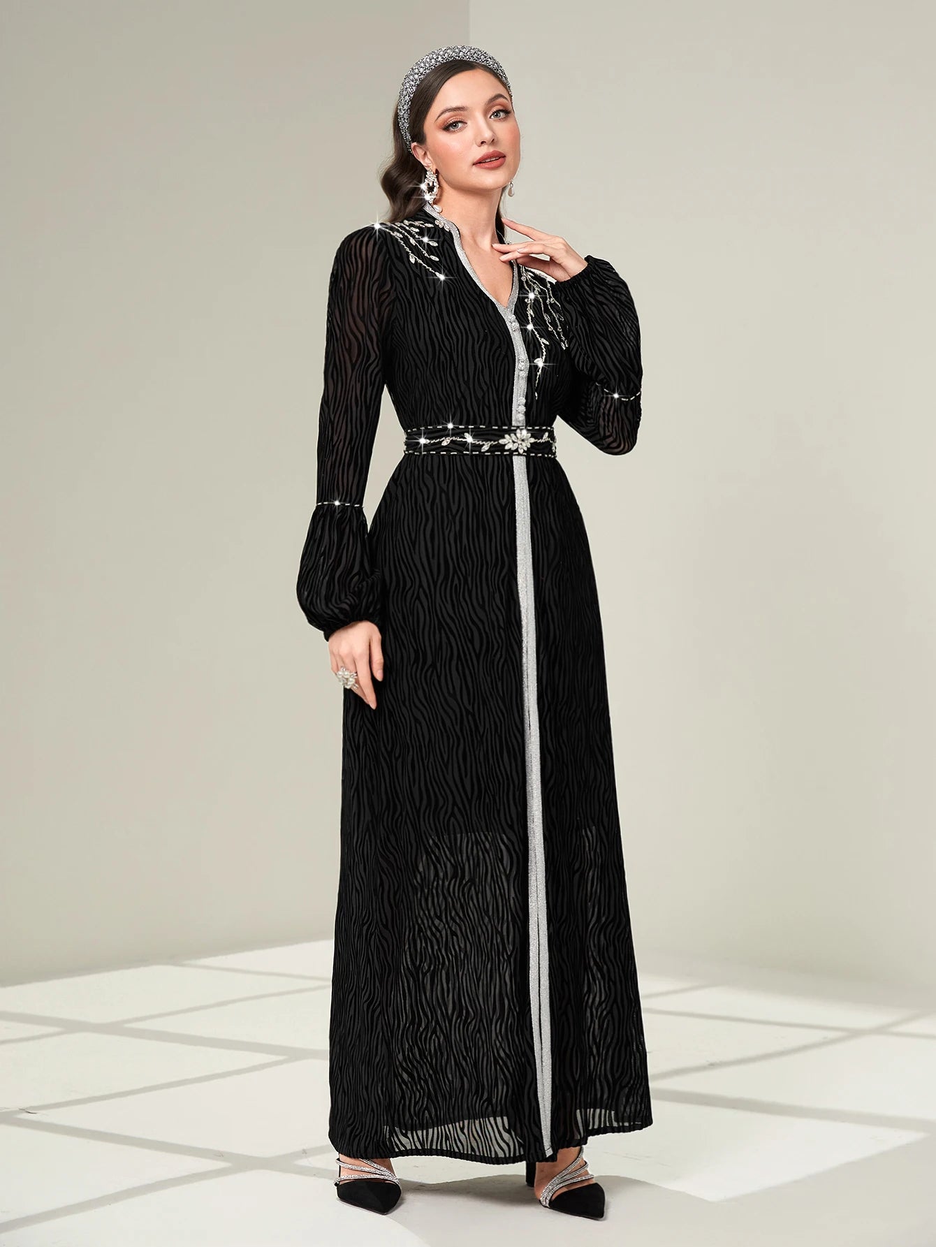 Handstitched Rhinestone Beaded Arabic Robe Vintage Class Dubai Abaya Dress Ramadan Eid-al-Adha 2024 Party Wears