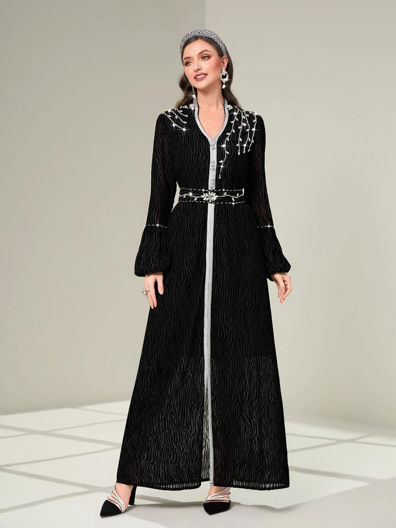 Handstitched Rhinestone Beaded Arabic Robe Vintage Class Dubai Abaya Dress Ramadan Eid-al-Adha 2024 Party Wears